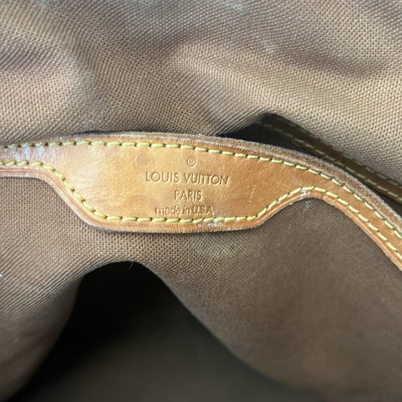 Authentic Large Louis Vuitton Handbag - Picture 9 of 10